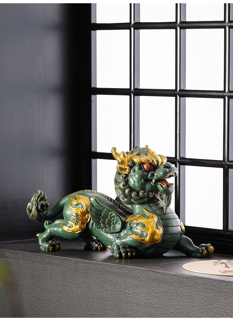 Large Chinese-style Pixiu Ornament for Attracting Wealth