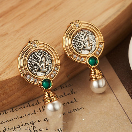 Exquisite Vintage Court Style Pearl-studded Earrings